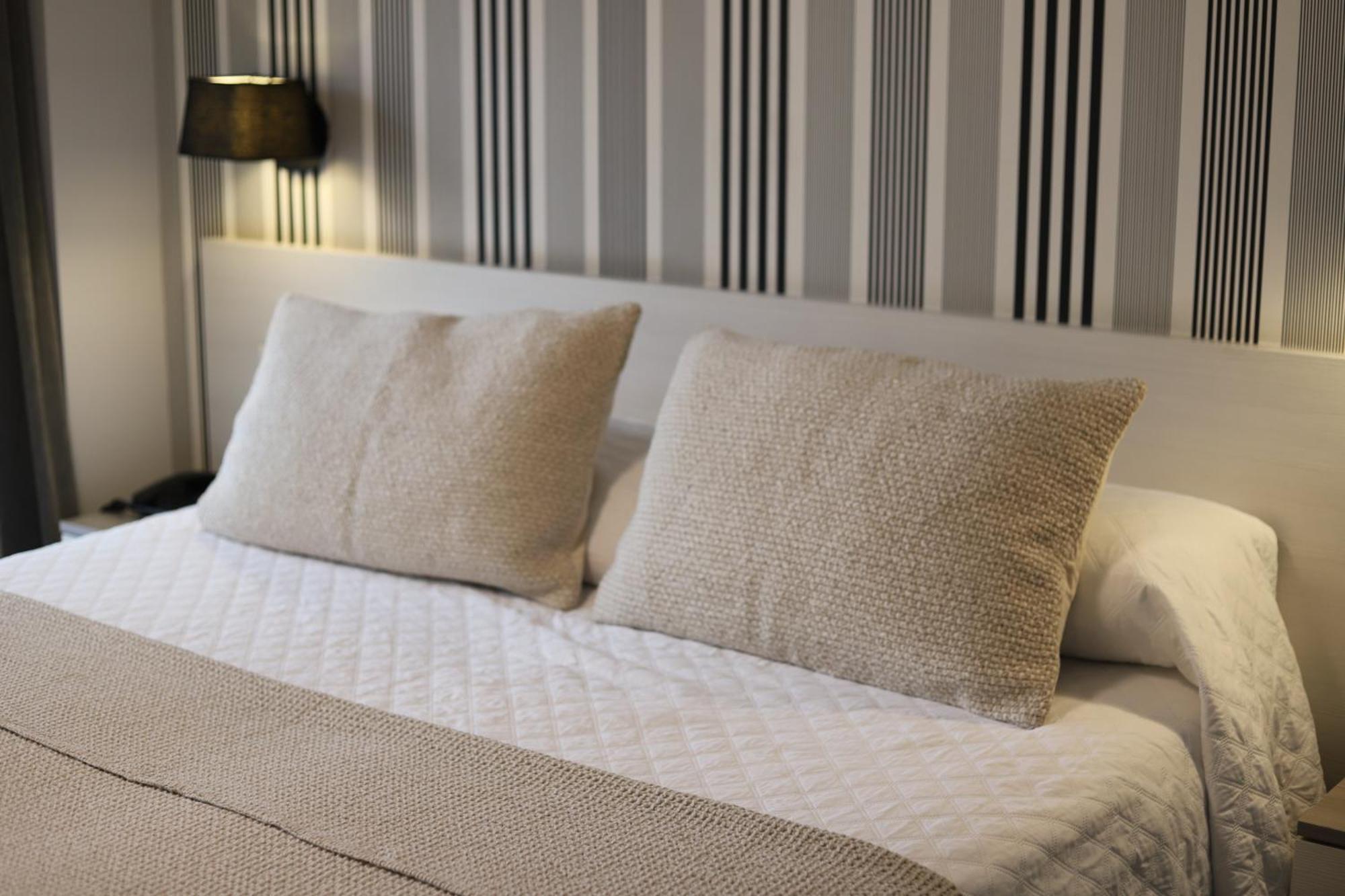 New Hotel Colon Mataro Luaran gambar